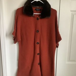 Button down sweater with removable collar